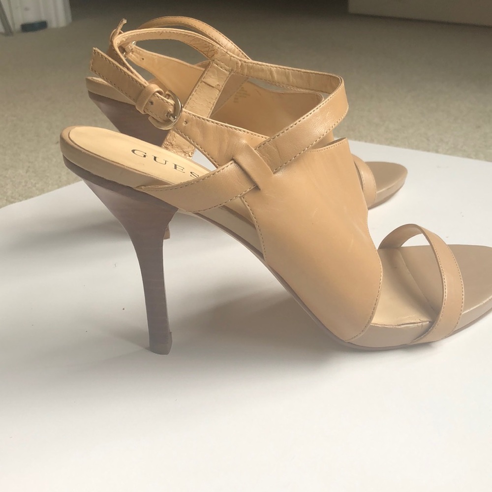 Heels - Picture 2 of 4